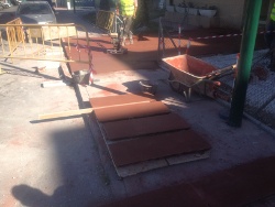 Tapas de arquetas terminadas en hormigon